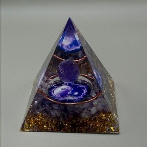 Purple Amethyst Pyramid Orgonite Crystal Sculpture